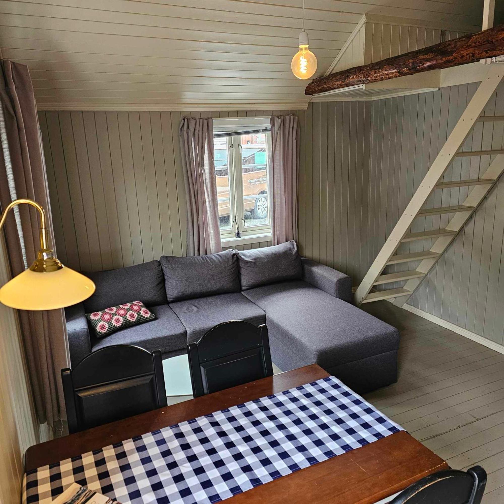 Kraemmervika Havn Ballstad Room photo